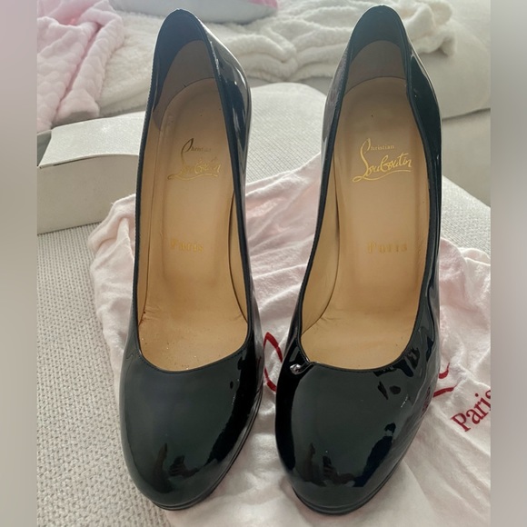 Escarpins louboutin - Picture 4 of 4